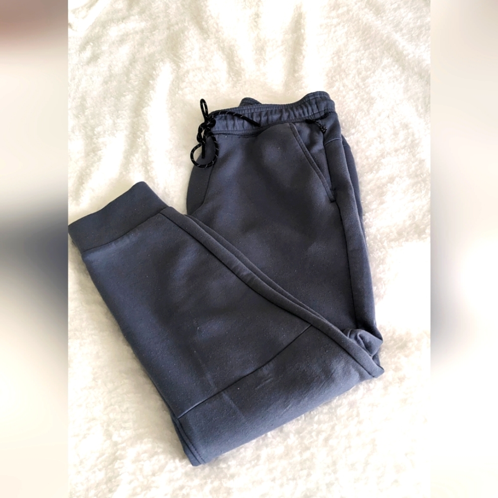 Off blue Mens AE Joggers